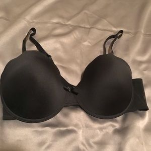 Adrienne Vittadini NWOT Black Bra
